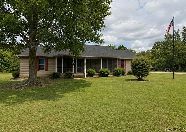 6 Acres of Land with Home for Sale in Camden, Alabama