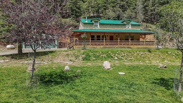 6 Acres of Land with Home for Sale in Cloudcroft, New Mexico