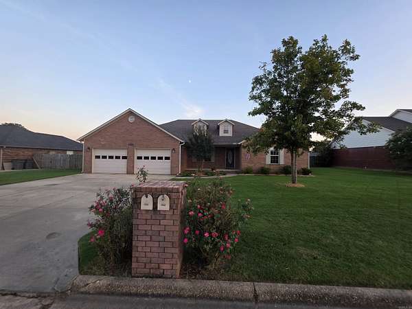 31 Acres of Land with Home for Sale in Paragould, Arkansas