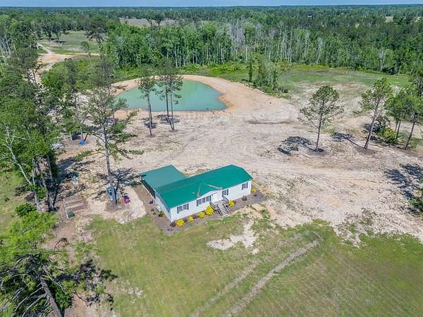 20 Acres of Recreational Land with Home for Sale in Alma, Georgia