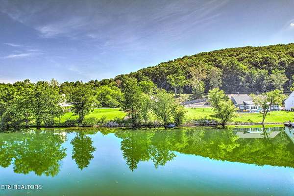 0.75 Acres of Residential Land for Sale in Clinton, Tennessee