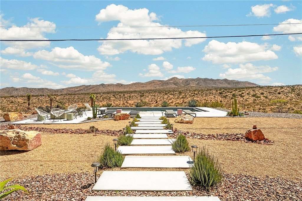 5.4 Acres of Land with Home for Sale in Yucca Valley, California