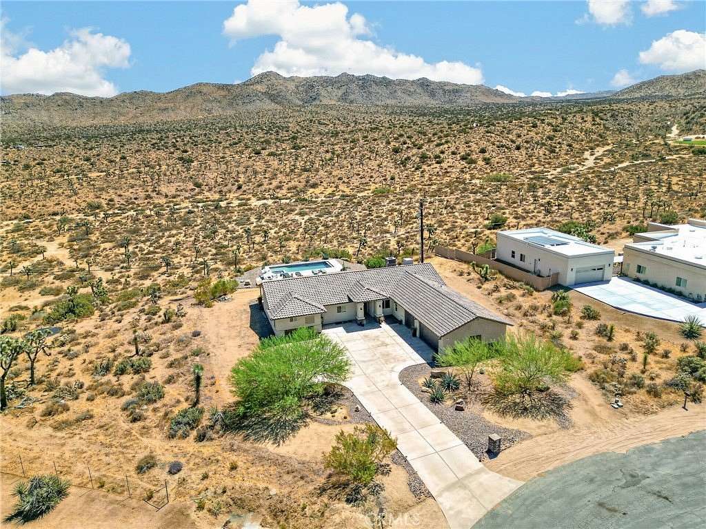 5.4 Acres of Land with Home for Sale in Yucca Valley, California