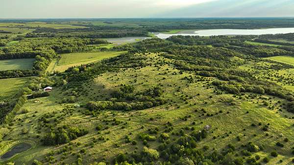 117 Acres of Recreational Land with Home for Sale in Mankato, Kansas