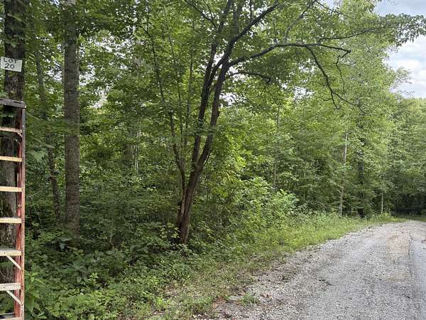 0.88 Acres of Land for Sale in Somerset, Kentucky