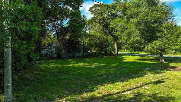 0.13 Acres of Mixed-Use Land for Sale in Carrabelle, Florida