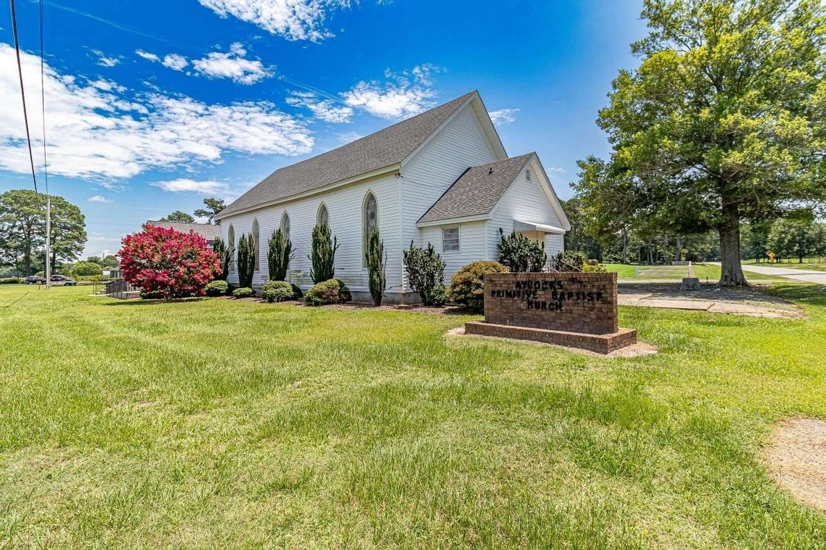 0.94 Acres of Commercial Land for Sale in Fremont, North Carolina