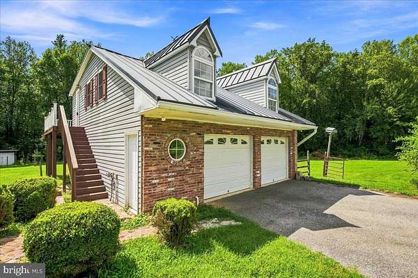 50.3 Acres of Land with Home for Lease in Waldorf, Maryland