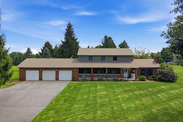 3.22 Acres of Land with Home for Sale in Shreve, Ohio