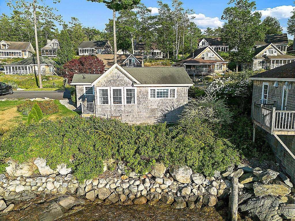 11 Acres of Improved Mixed-Use Land for Sale in Edgecomb, Maine