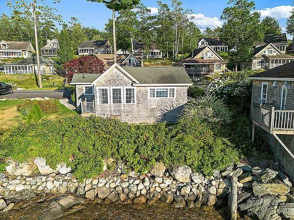 11 Acres of Improved Mixed-Use Land for Sale in Edgecomb, Maine