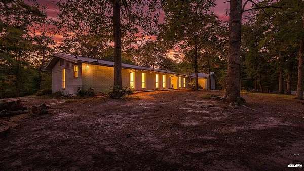 5 Acres of Land with Home for Sale in Texarkana, Arkansas
