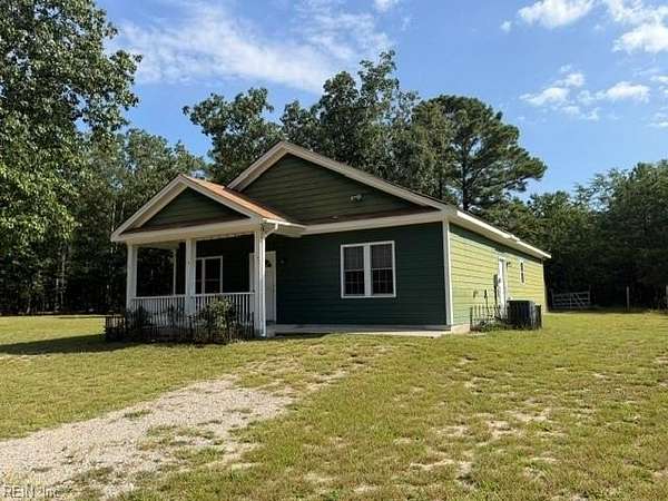 5.82 Acres of Land with Home for Sale in Zuni, Virginia