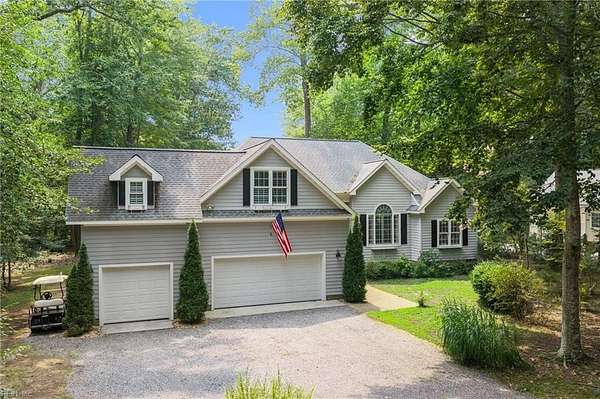 5 Acres of Land with Home for Sale in Hartfield, Virginia