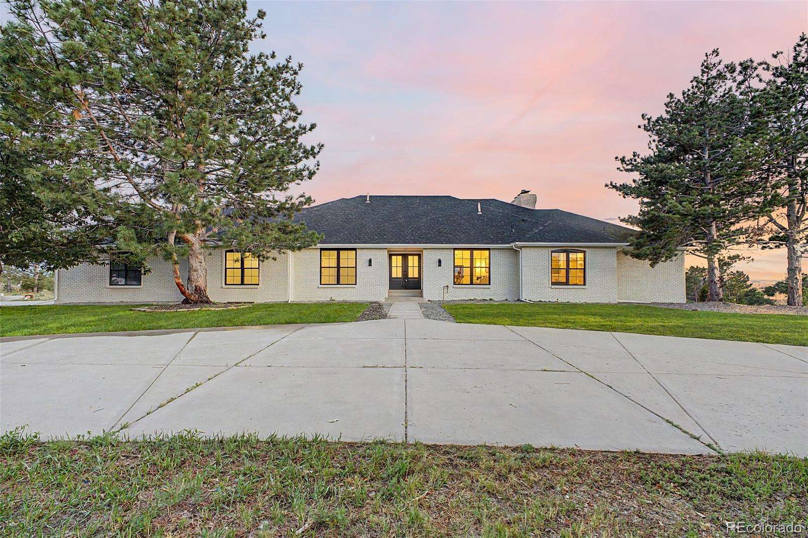 2.32 Acres of Land with Home for Sale in Foxfield, Colorado