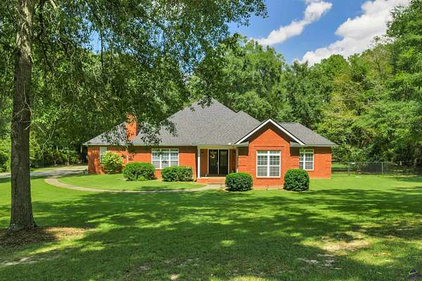 4.75 Acres of Land with Home for Sale in Perry, Georgia