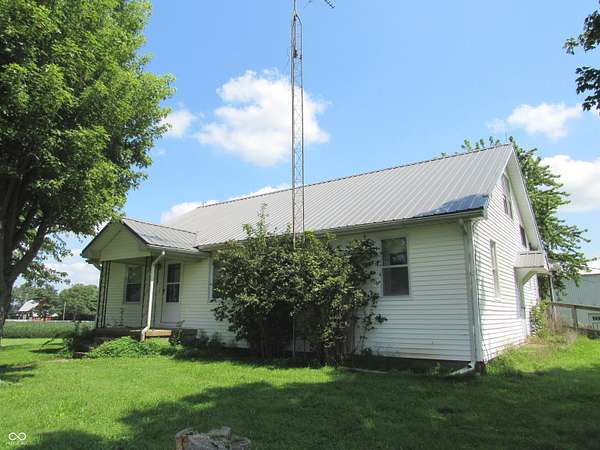 1.6 Acres of Land with Home for Sale in Crawfordsville, Indiana