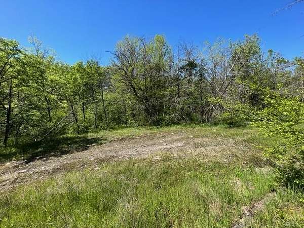 4.66 Acres of Residential Land for Sale in Spring Hill, Tennessee