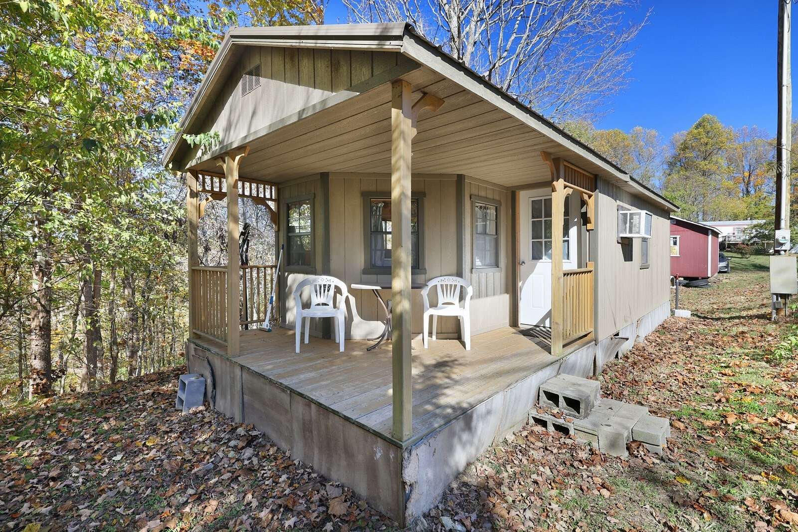 1.4 Acres of Land with Home for Sale in Silver Point, Tennessee