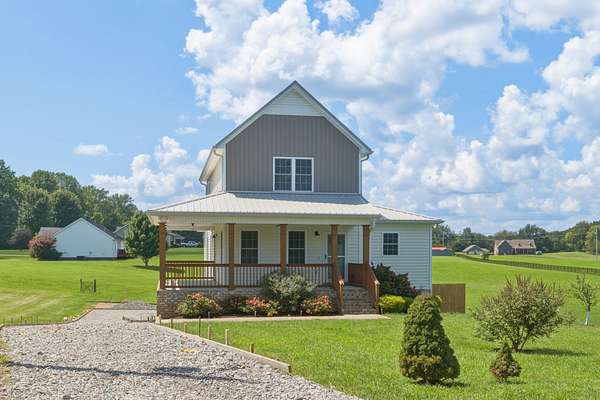 2 Acres of Land with Home for Sale in Springfield, Tennessee