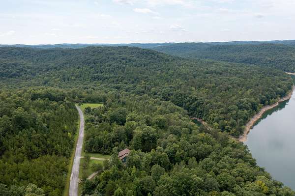 3 Acres of Residential Land for Sale in Burnside, Kentucky