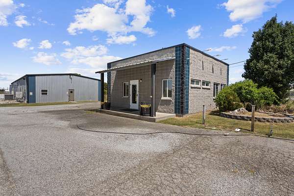 4.63 Acres of Improved Commercial Land for Sale in Grove, Oklahoma