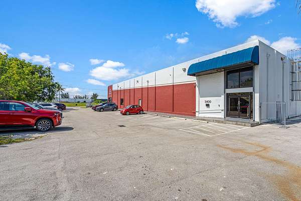 1.9 Acres of Improved Commercial Land for Lease in Doral, Florida