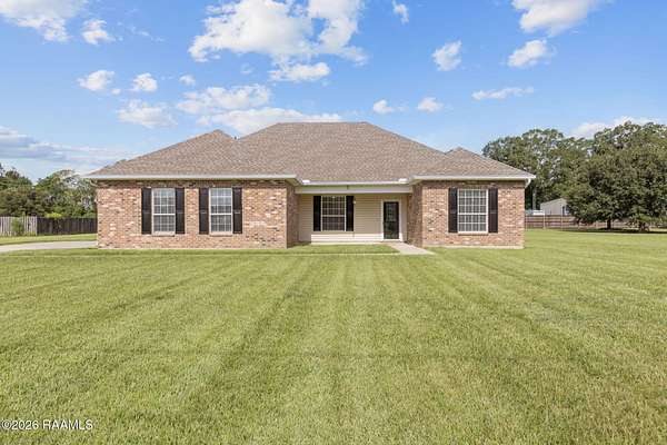 1.5 Acres of Land with Home for Sale in Opelousas, Louisiana