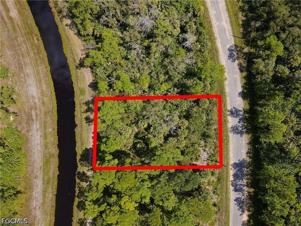 0.31 Acres of Residential Land for Sale in Lehigh Acres, Florida