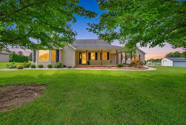2.7 Acres of Land with Home for Sale in Circleville, Ohio