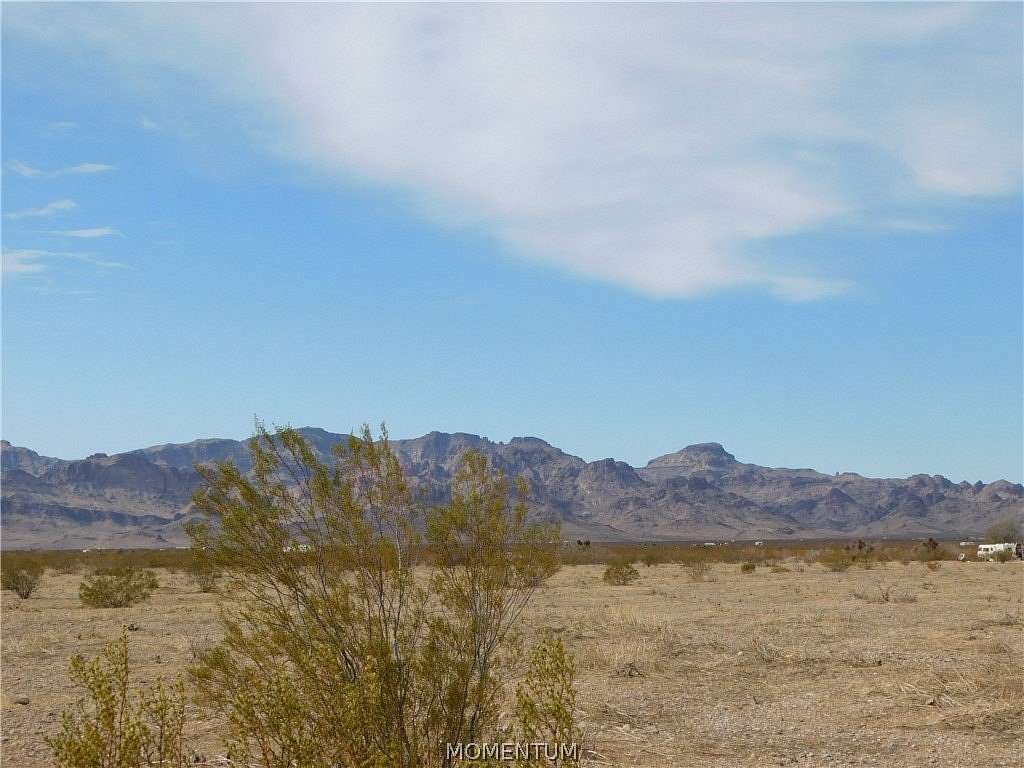 2.35 Acres of Residential Land for Sale in Golden Valley, Arizona