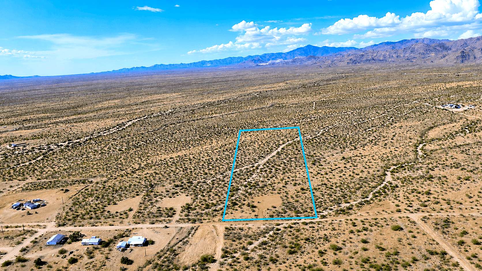 10 Acres of Recreational & Residential Land for Sale in Golden Valley, Arizona