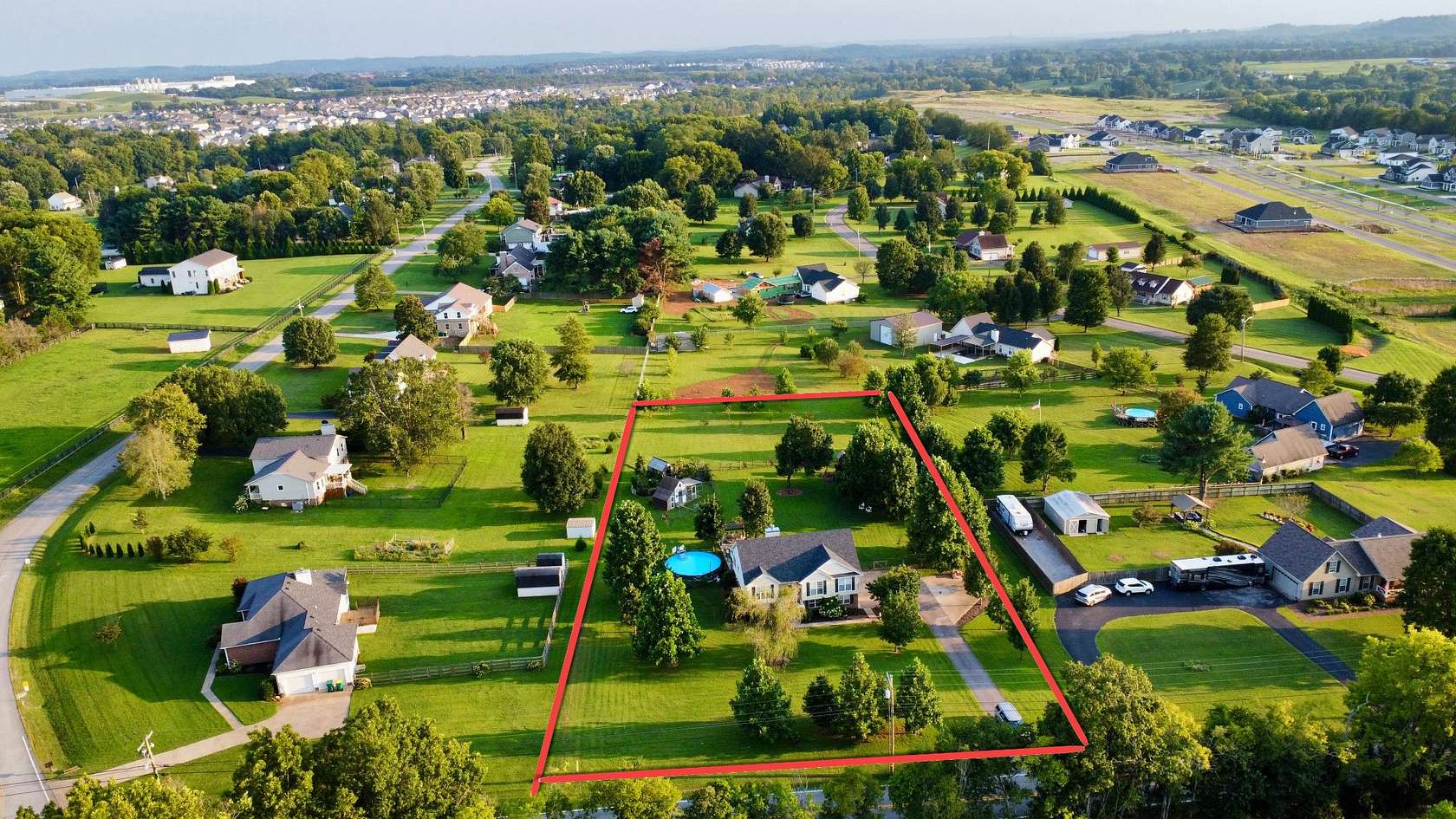 1.5 Acres of Land with Home for Sale in Spring Hill, Tennessee