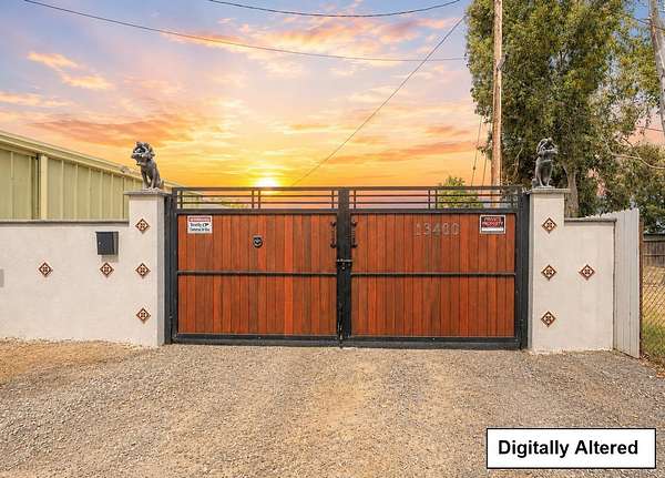 1.5 Acres of Land with Home for Sale in Los Banos, California