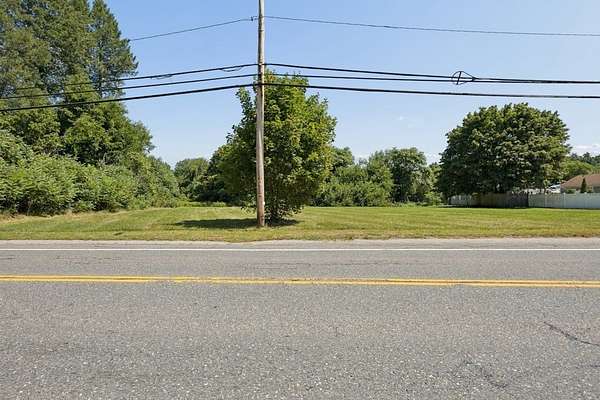 1 Acre of Residential Land for Sale in West Boylston, Massachusetts