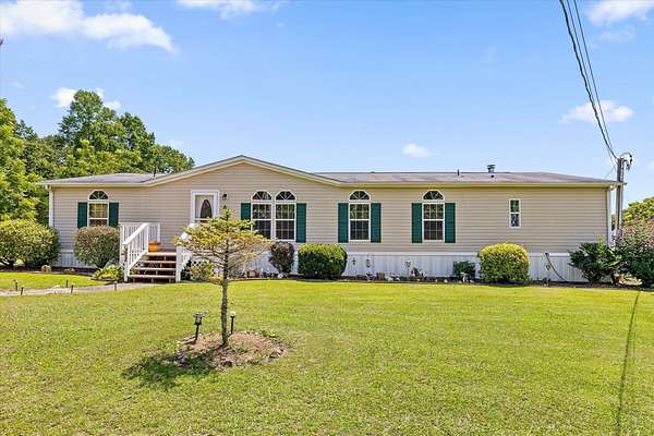 2.8 Acres of Land with Home for Sale in Soddy-Daisy, Tennessee