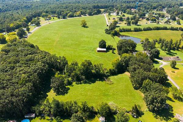 3.53 Acres of Residential Land for Sale in Tennessee Ridge, Tennessee