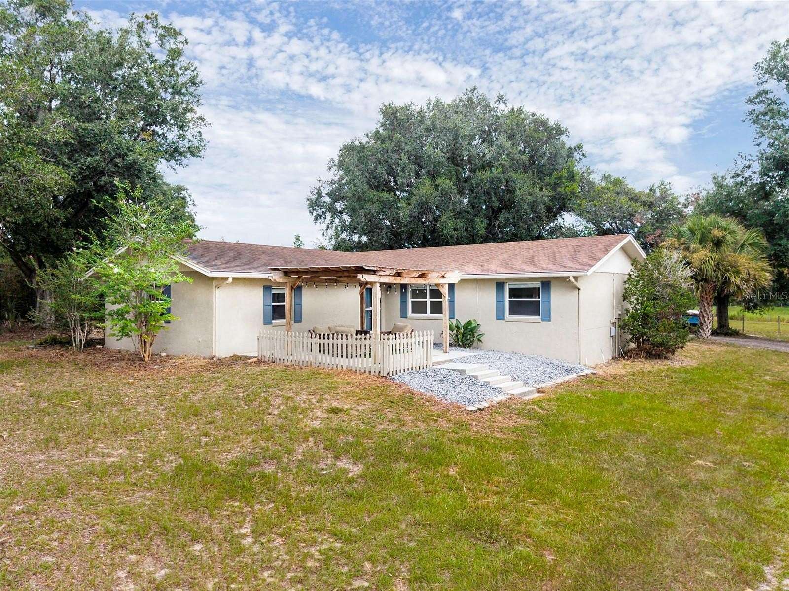3 Acres of Land with Home for Lease in Winter Garden, Florida