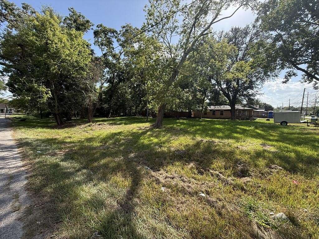 0.32 Acres of Residential Land for Sale in Beaumont, Texas