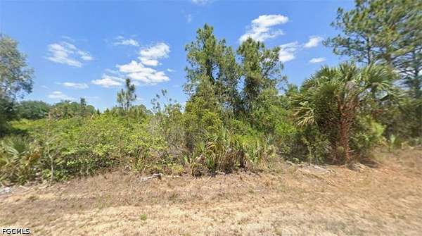 0.25 Acres of Residential Land for Sale in Lehigh Acres, Florida