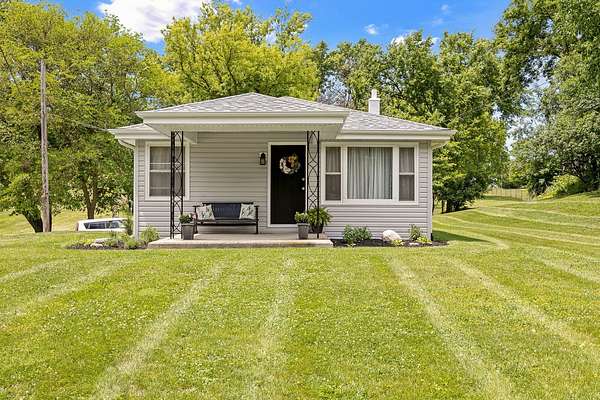 2.39 Acres of Land with Home for Sale in Burr Ridge, Illinois