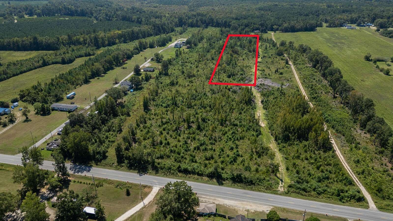 1 Acre of Residential Land for Sale in Cross, South Carolina