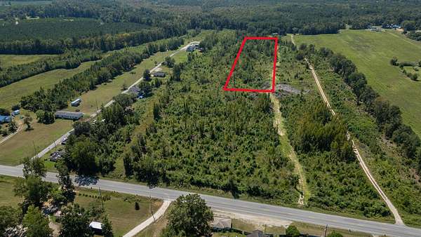 1 Acre of Residential Land for Sale in Cross, South Carolina