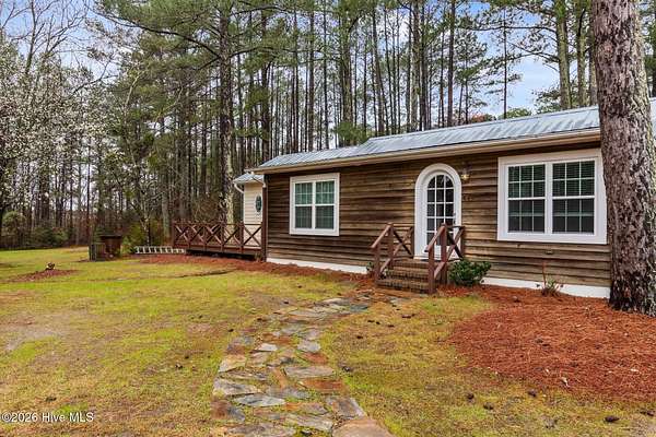 6 Acres of Land with Home for Lease in Carthage, North Carolina