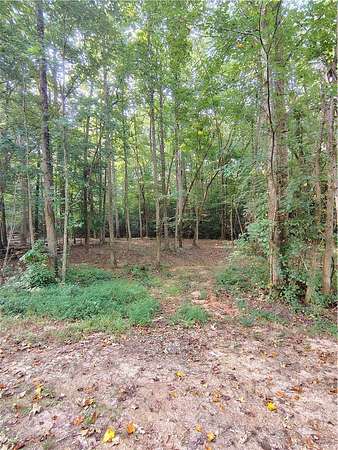 1 Acre of Residential Land for Sale in Royston, Georgia