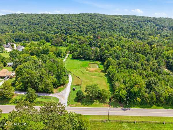 1.3 Acres of Residential Land for Sale in Lenoir City, Tennessee