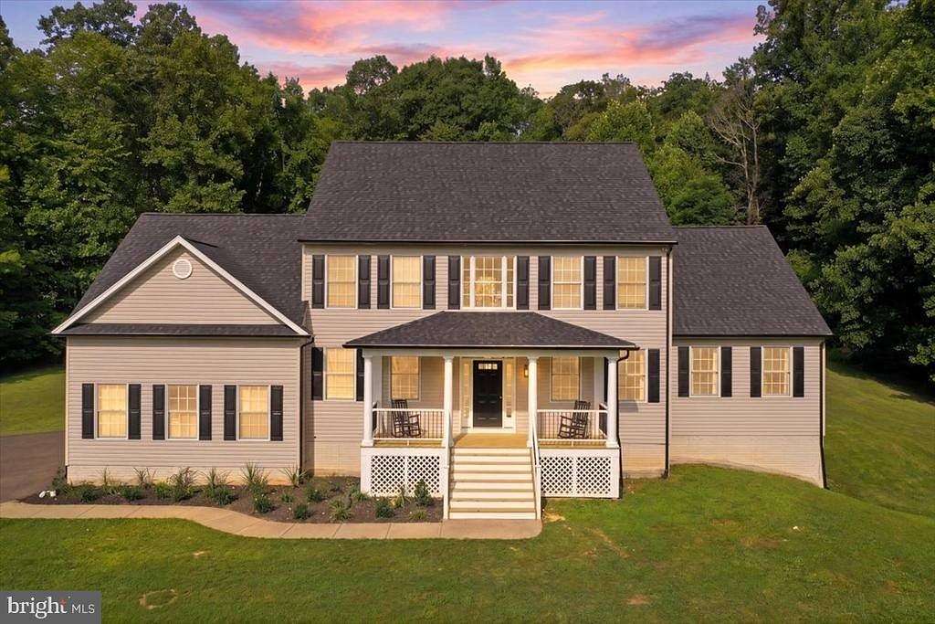 5 Acres of Land with Home for Sale in Marshall, Virginia