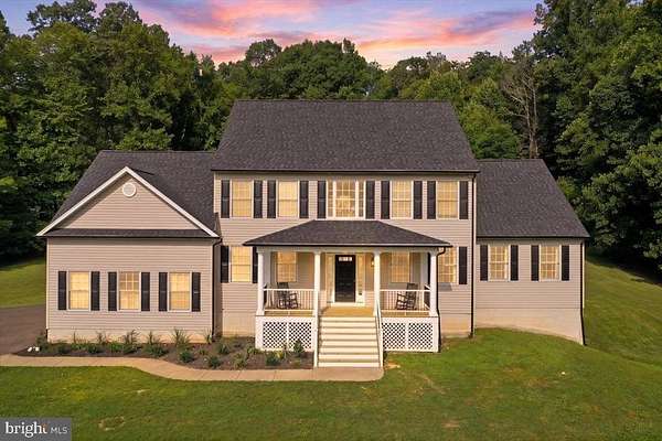 5 Acres of Land with Home for Sale in Marshall, Virginia