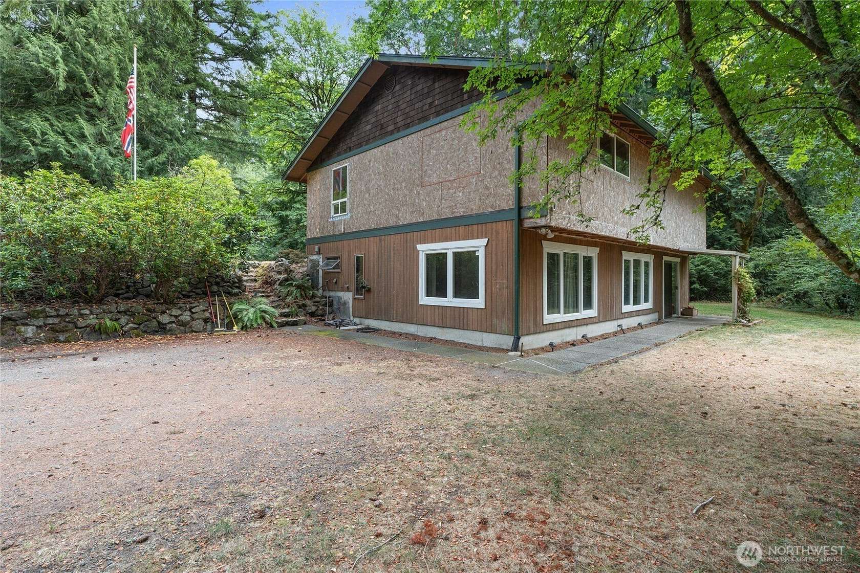 3 Acres of Land with Home for Sale in Olalla, Washington