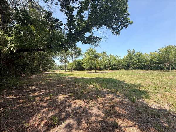 1 Acre of Residential Land for Sale in Howe, Texas